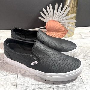 Like New 🖤 Black Slip-On Vans